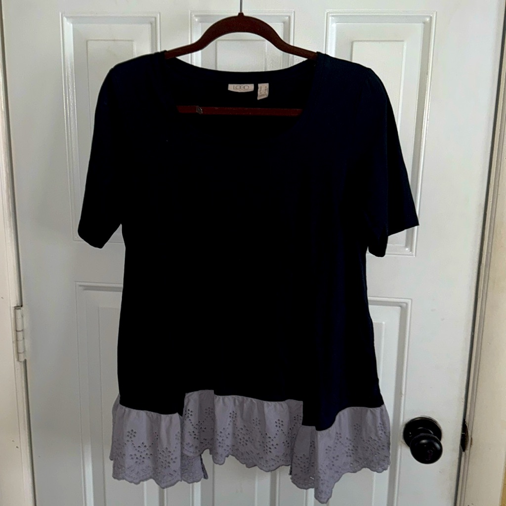 Logo Cotton, Modal Elbow Sleeve Eyelet Hem Top